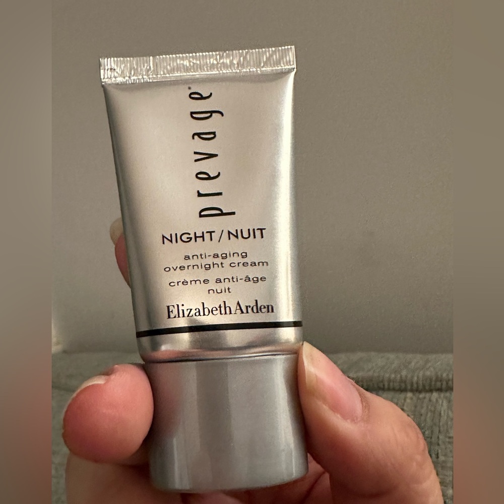 Elizabeth Arden anti aging overnight cream